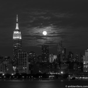 Moonrise over Manhattan, New York 4 (BW SQ)